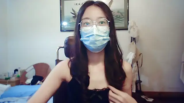 Snapshot of 2more-ss chatting on 25, 9, 2025 2more-ss online show from 25, 9, 2025