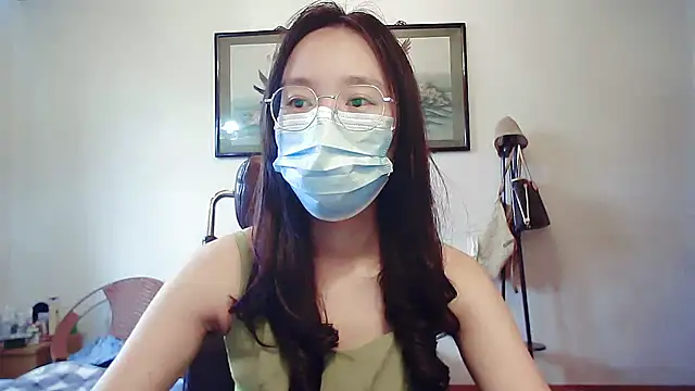 Snapshot of 2more-ss chatting on 29, 9, 2025 2more-ss online show from 29, 9, 2025