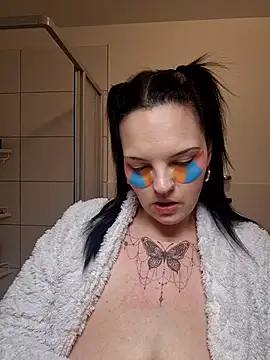 Jujuicy 97 online show from 7, 3, 2026