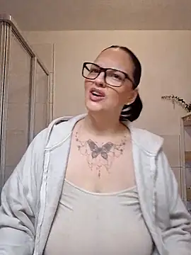 Jujuicy 97 online show from 27, 3, 2026