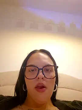 Snapshot of Jujuicy_97 chatting on 18, 5, 2026 Jujuicy 97 online show from 18, 5, 2026