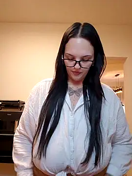 Snapshot of Jujuicy_97 chatting on 19, 5, 2026 Jujuicy 97 online show from 19, 5, 2026