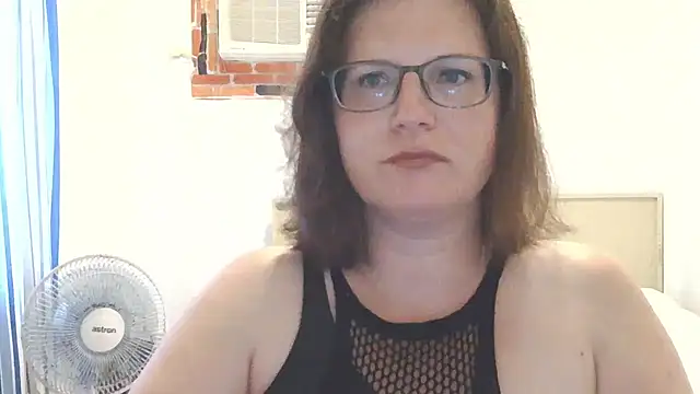 CrimsonMistress online show from 31, 3, 2026