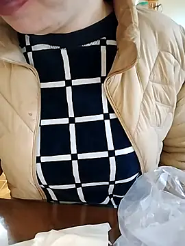 JasminePham online show from 25, 11, 2025