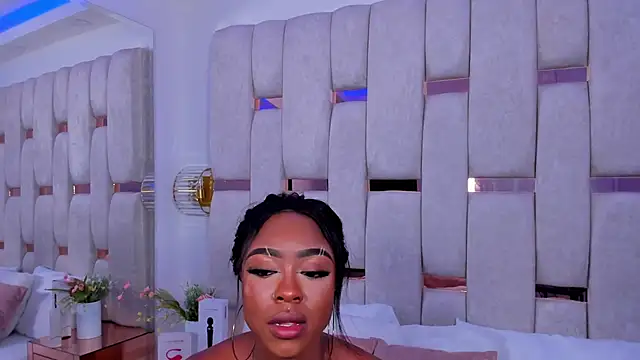 mia schwarz online show from 23, 1, 2025