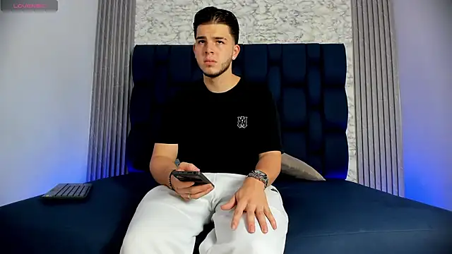 danielclarton1 online show from 9, 12, 2024