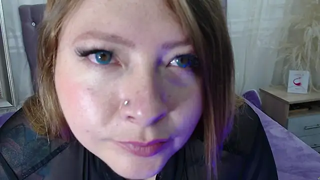 Kharla Marin online show from 5, 2, 2025