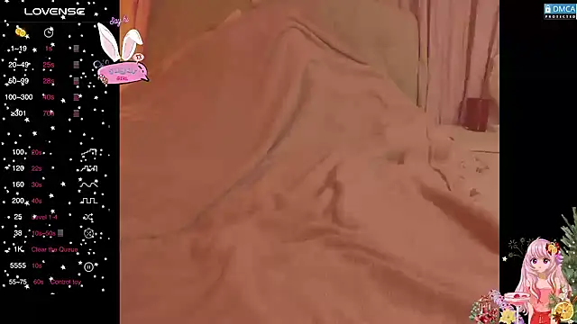 Snapshot of Blondecandie chatting on 15, 2, 2026 Blondecandie online show from 15, 2, 2026