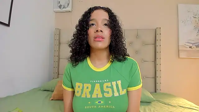 vanesasexyhot21 online show from 9, 4, 2026