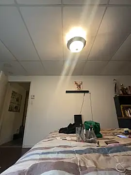 kikiwonderbar online show from 25, 2, 2026