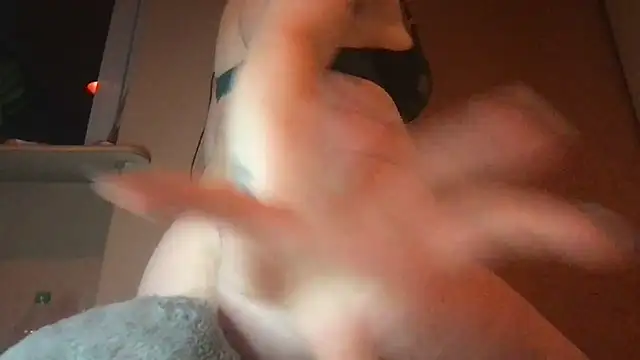Snapshot of DirtyAlexIs chatting on 1, 12, 2024 DirtyAlexIs online show from 1, 12, 2024