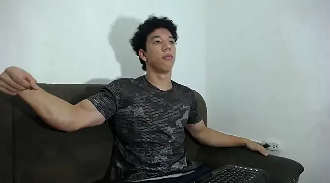 ethan noir online show from 25, 2, 2025