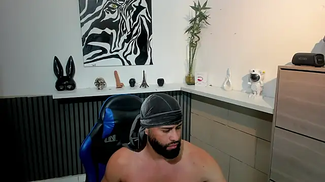 Daemon21 online show from 4, 12, 2025