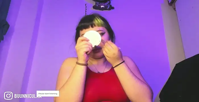 larissa01  online show from 5, 3, 2026