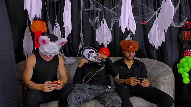 hot day online show from 31, 10, 2025