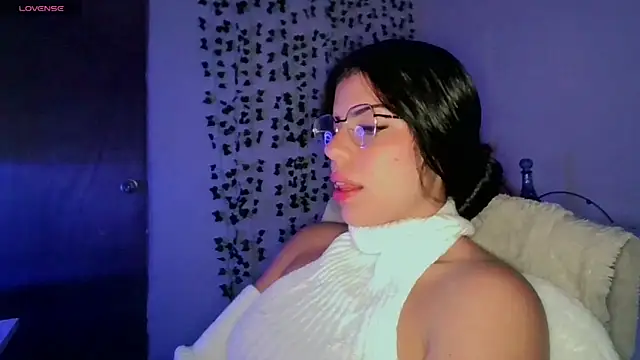 Adararose1 online show from 28, 9, 2025