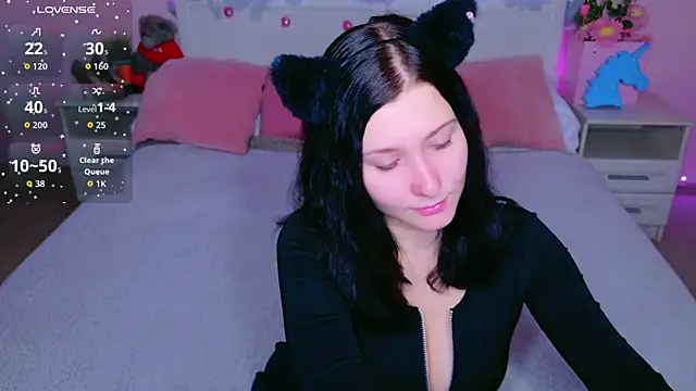 SarahStanley online show from 10, 2, 2026