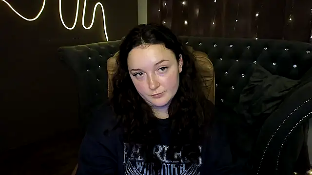 Snapshot of GloriNichols chatting on 17, 12, 2024 GloriNichols online show from 17, 12, 2024
