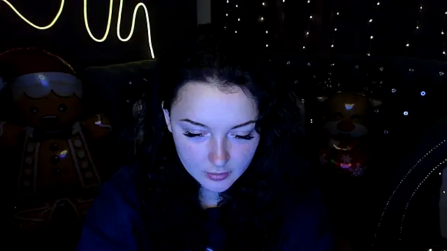 Snapshot of GloriNichols chatting on 3, 1, 2025 GloriNichols online show from 3, 1, 2025