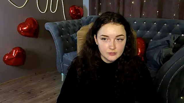Snapshot of GloriNichols chatting on 3, 2, 2025 GloriNichols online show from 3, 2, 2025