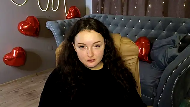 Snapshot of GloriNichols chatting on 6, 2, 2025 GloriNichols online show from 6, 2, 2025