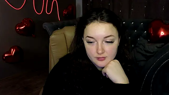 Snapshot of GloriNichols chatting on 12, 2, 2025 GloriNichols online show from 12, 2, 2025