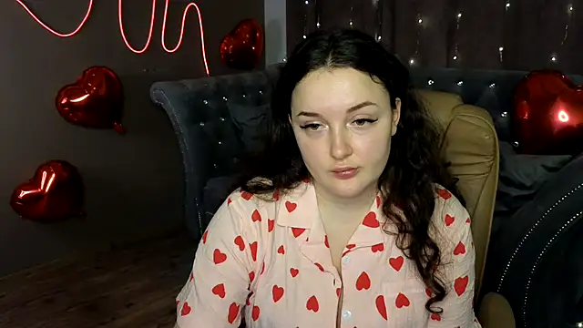 Snapshot of GloriNichols chatting on 12, 2, 2025 GloriNichols online show from 12, 2, 2025