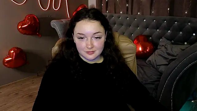 Snapshot of GloriNichols chatting on 20, 2, 2025 GloriNichols online show from 20, 2, 2025