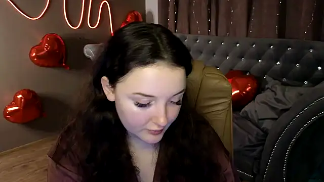 Snapshot of GloriNichols chatting on 21, 2, 2025 GloriNichols online show from 21, 2, 2025