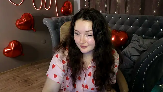 Snapshot of GloriNichols chatting on 22, 2, 2025 GloriNichols online show from 22, 2, 2025