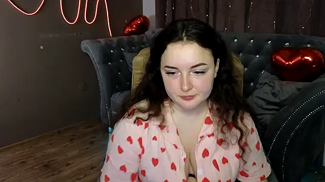 Snapshot of GloriNichols chatting on 14, 3, 2025 GloriNichols online show from 14, 3, 2025