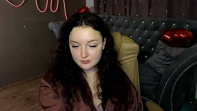 Snapshot of GloriNichols chatting on 15, 3, 2025 GloriNichols online show from 15, 3, 2025