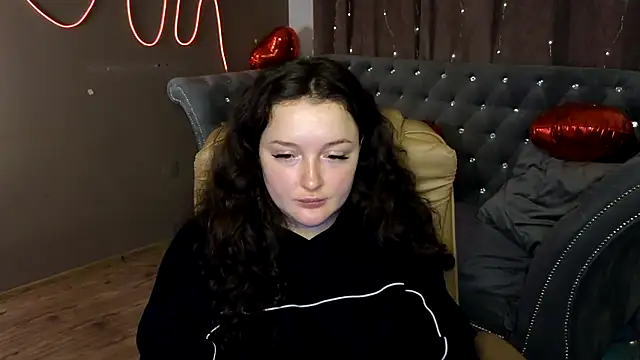 Snapshot of GloriNichols chatting on 20, 3, 2025 GloriNichols online show from 20, 3, 2025