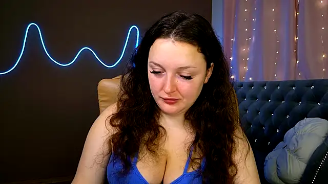 Snapshot of GloriNichols chatting on 6, 10, 2025 GloriNichols online show from 6, 10, 2025