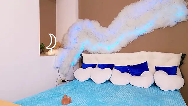 GloriNichols online show from 3, 11, 2025