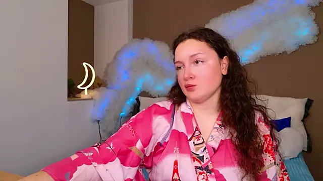 GloriNichols online show from 17, 11, 2025