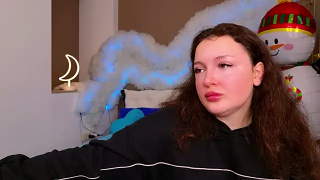 GloriNichols online show from 4, 12, 2025