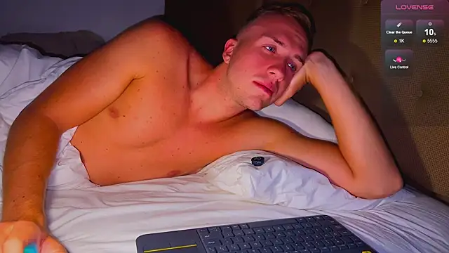 tommy cumfinger online show from 30, 10, 2025