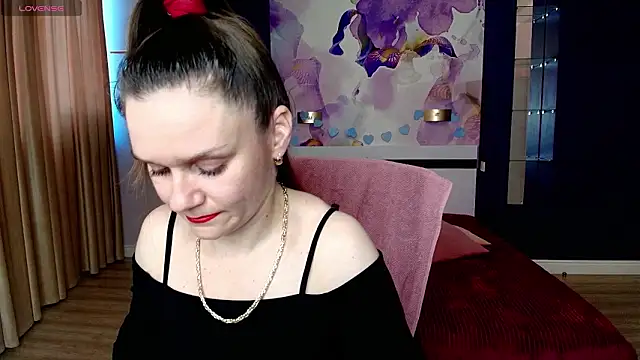 AriaGray online show from 8, 3, 2026