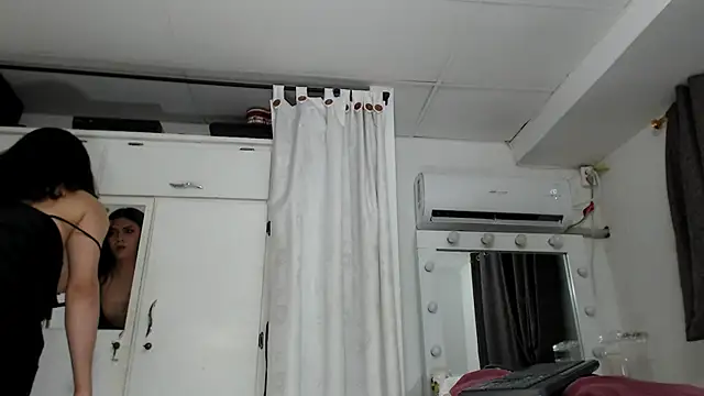 Snapshot of marcella6 chatting on 19, 2, 2025 marcella6 online show from 19, 2, 2025