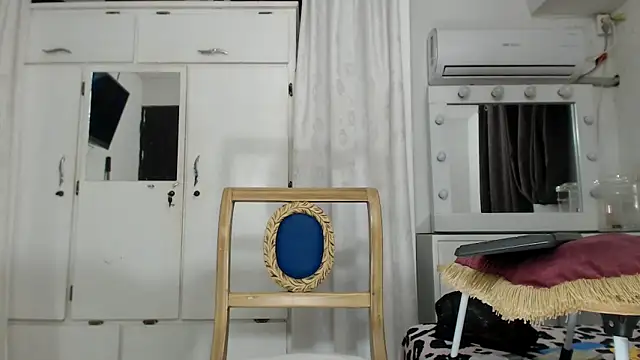 Snapshot of marcella6 chatting on 28, 2, 2025 marcella6 online show from 28, 2, 2025