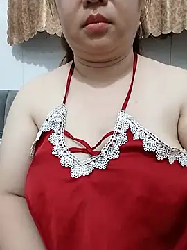 Snapshot of VyOanh2K chatting on 10, 7, 2026 VyOanh2K online show from 10, 7, 2026