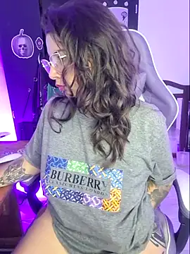 Aria Bennett21 online show from 14, 4, 2026