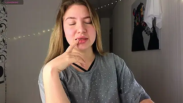 Yassyaaa online show from 5, 1, 2025