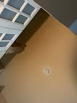 GraceTorrez online show from 28, 2, 2025