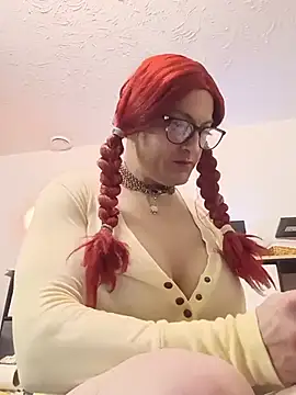 Snapshot of sissytrapdolly24 chatting on 5, 6, 2026 sissytrapdolly24 online show from 5, 6, 2026