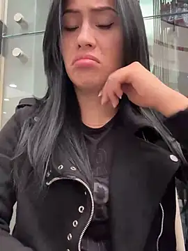 Snapshot of Sara_luna_ chatting on 15, 1, 2025 Sara luna online show from 15, 1, 2025