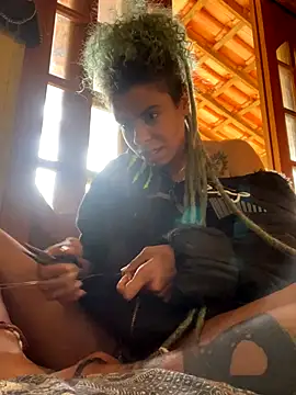 Snapshot of sammoura01 chatting on 19, 9, 2025 sammoura01 online show from 19, 9, 2025