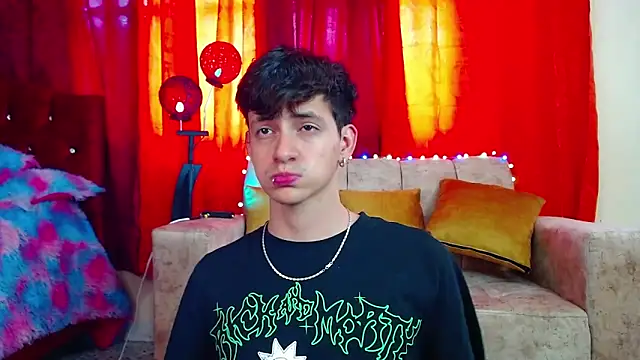 GabyThoms online show from 20, 12, 2024