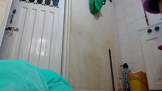 GabyThoms online show from 15, 1, 2025